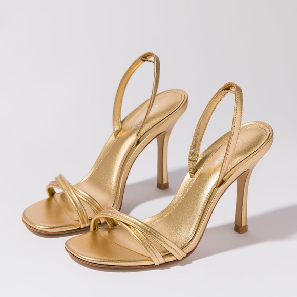 Larroudé Annie Sandal In Gold Metallic Leather, Size US 6.5 - Picture 6 of 12